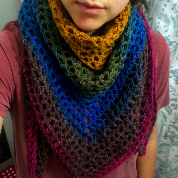 AnOriginalSoul Accessories - 🔥Host Pick🔥Triangle Multicolored Shawl